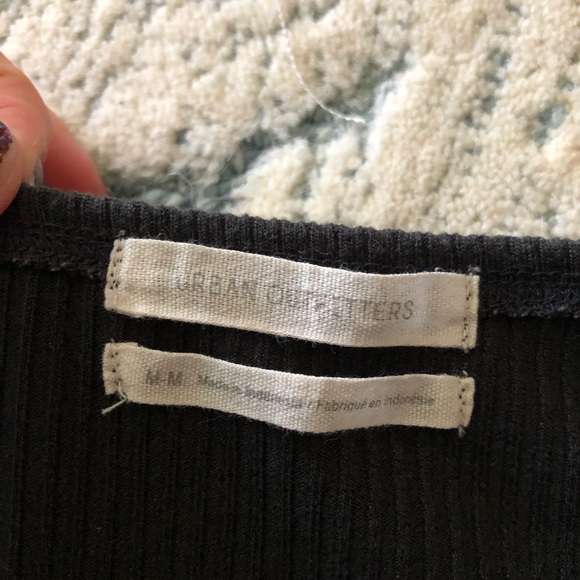 urban outfitters cropped tee - Picture 3 of 3